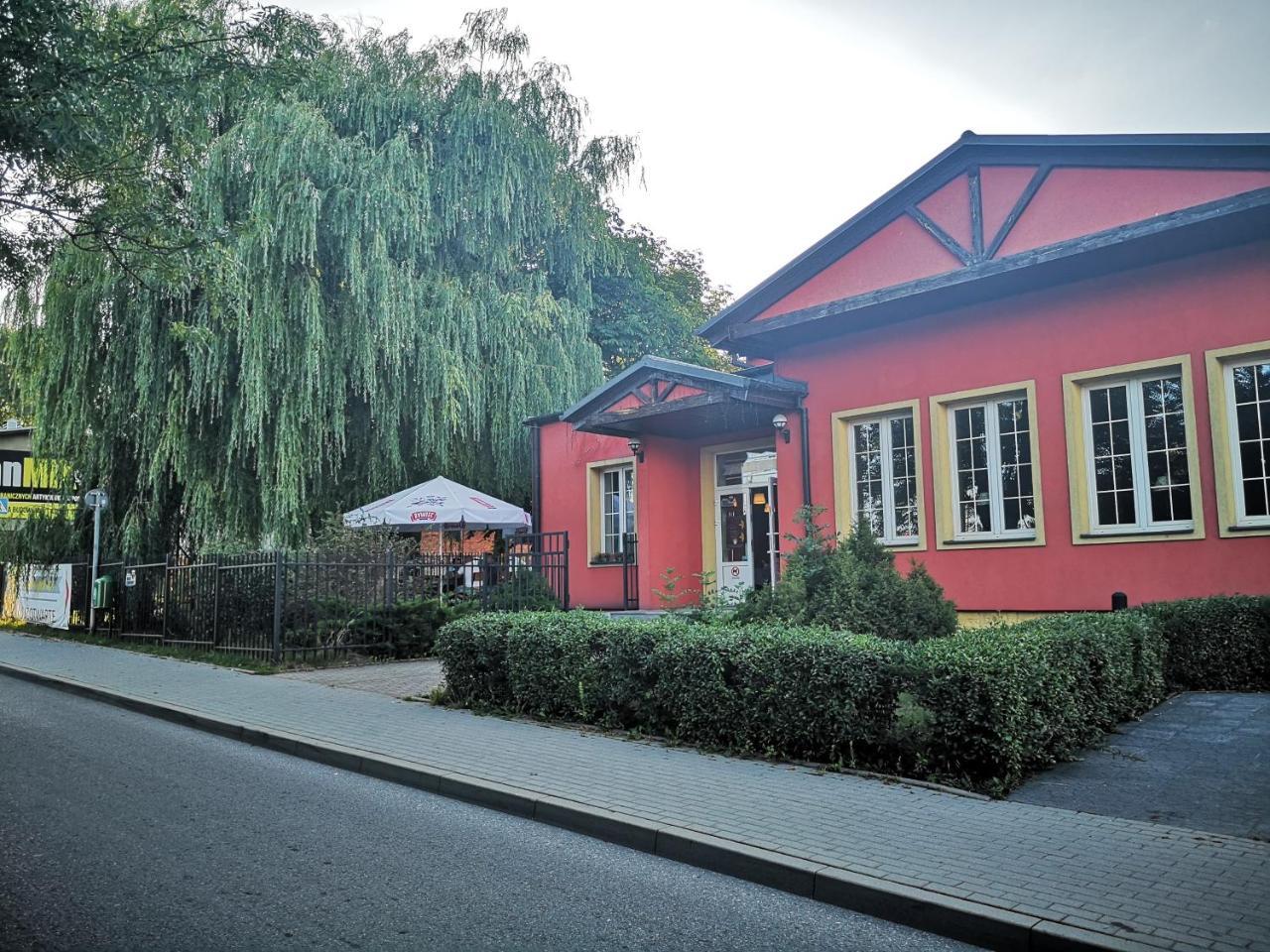 Hotel Gryf Koscierzyna Exterior photo